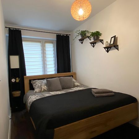 Wilcza Ostoja Bieszczady Apartment Ustrzyki Dolne Exterior foto