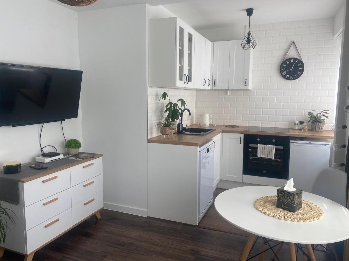 Wilcza Ostoja Bieszczady Apartment Ustrzyki Dolne Exterior foto